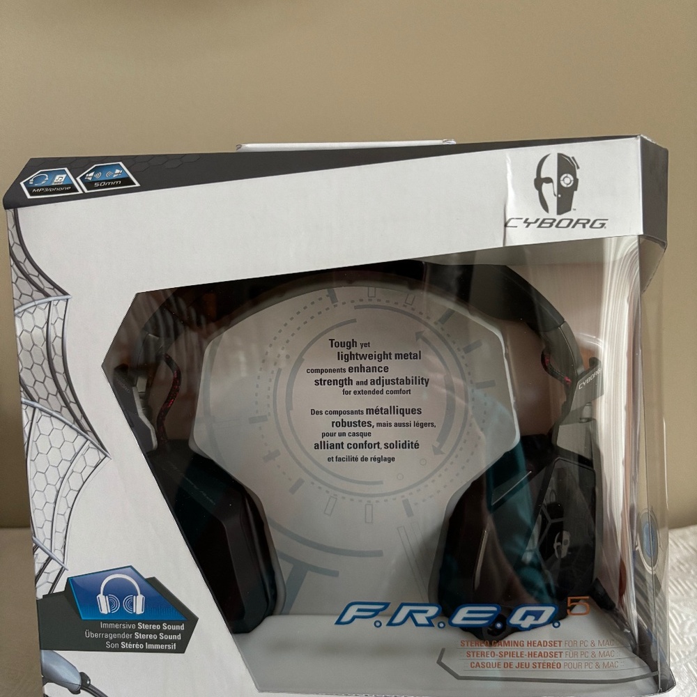 Sealed Cyborg F.R.E.Q.5 Stereo Gaming Headset for PC/Mac. NIB